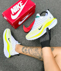 <b> Nike INFINITY 4 </b>- Los Nuevos Zapatos para CORRER